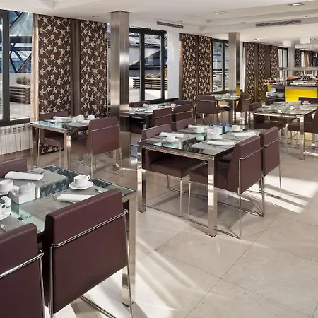 Отель Melia Sol Y Nieve 4*