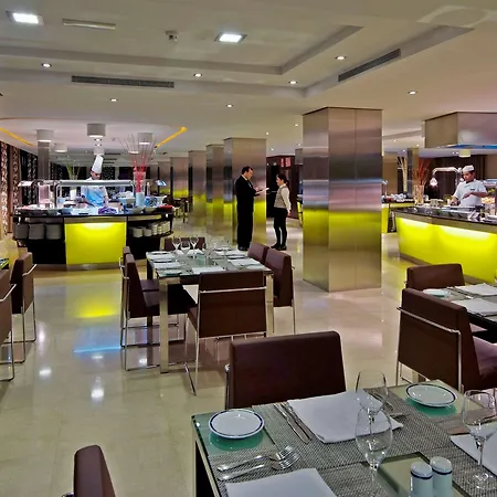 Отель Melia Sol Y Nieve