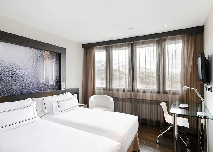 Melia Sol Y Nieve Otel