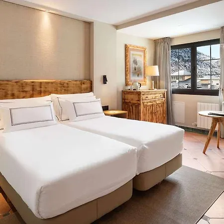 Hotel Melia Sol Y Nieve 4*
