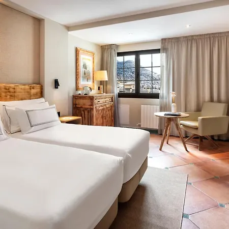 Melia Sol Y Nieve 4*