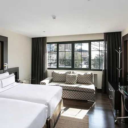 Melia Sol Y Nieve Hotel