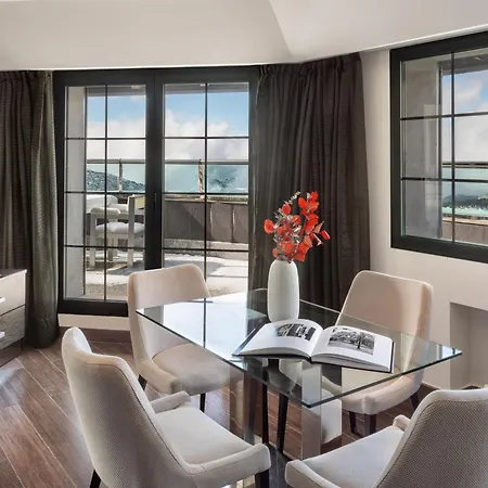 Melia Sol Y Nieve 4*