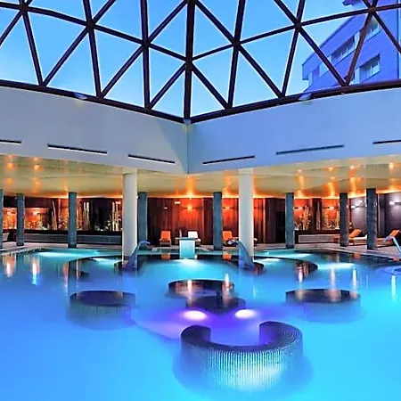Melia Sol Y Nieve 4*