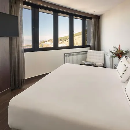 Melia Sol Y Nieve Hotel