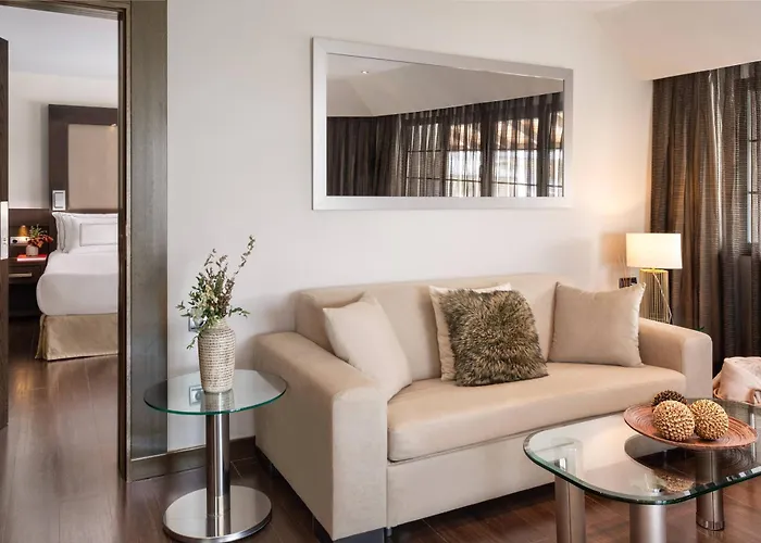 Melia Sol Y Nieve 4*